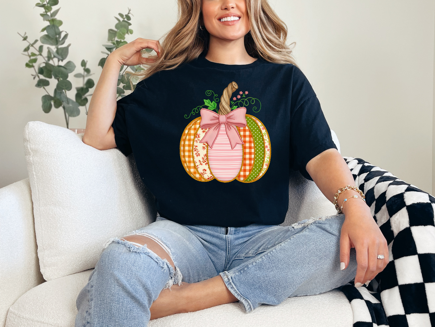 Pre Order - Faux Embroidery Style Pumpkin T-shirt