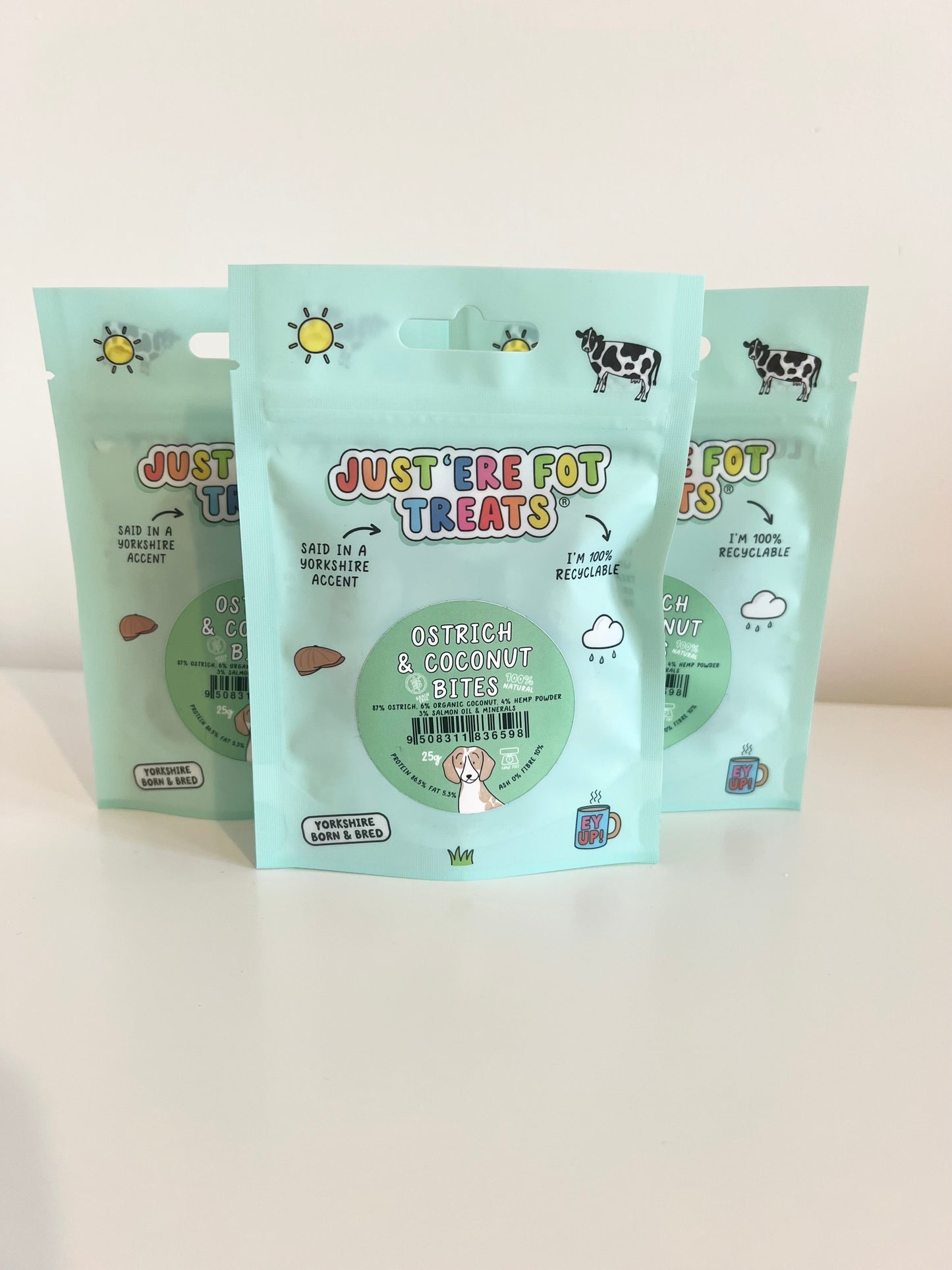 Just ‘Ere Fot Treats Ostrich & Coconut Bites Snack Pack 25g